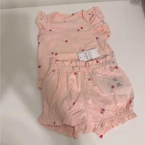 3/$30 | NWT Baby GAP Strawberry Ruffle Set